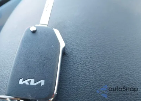 2022 Kia Soul Lx z USA, uszkodzony, nr VIN KNDJ23AU8N7161891